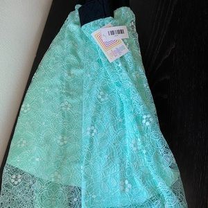 Lola Skirt teal NWT never worn